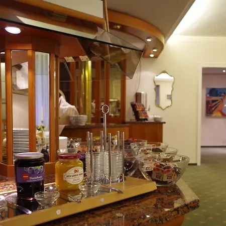 Rheinland Hotel 3*