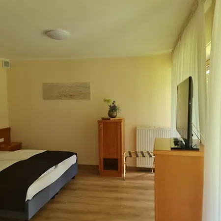 Rheinland Hotel 3*
