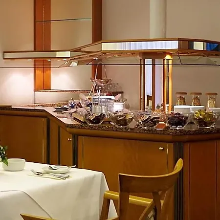 Rheinland Hotel 3*