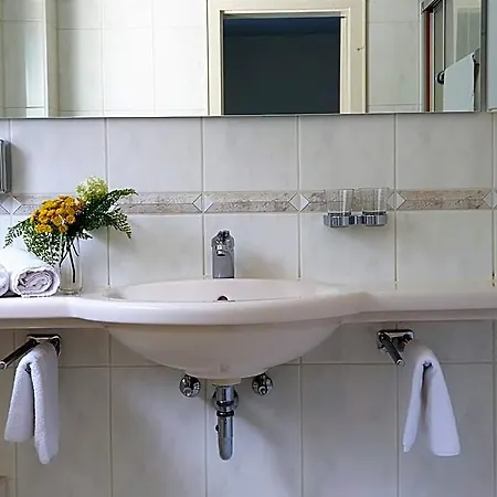 Hotel Rheinland 3*