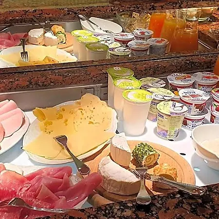 Hotel Rheinland 3*